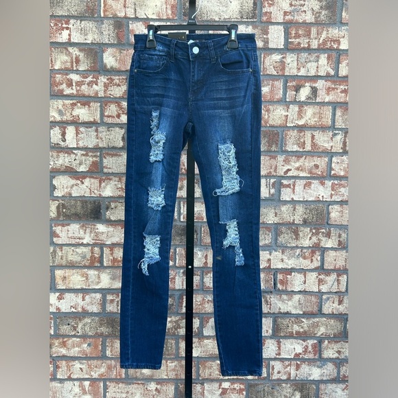 New, NWT L&B Distressed Jeans Size 4 Lace under lay - Picture 2 of 9